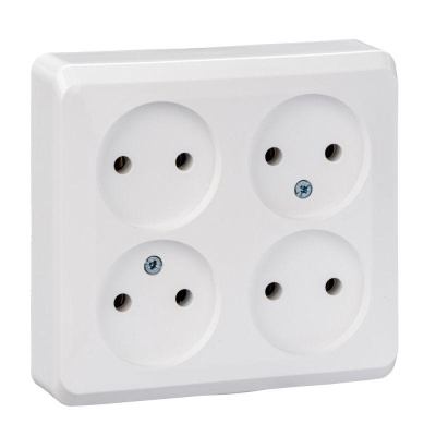 Розетка 4-м ОП Этюд 16А IP20 250В без с заземл. без защ. шторок бел. SE PA16-205B